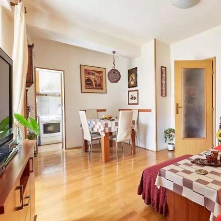 Apartament Bohemian Quarter / City Park, Free Parking Skopje Zewnętrze zdjęcie